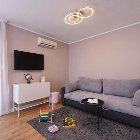 Malako Family Apartments Seline Exteriér fotografie